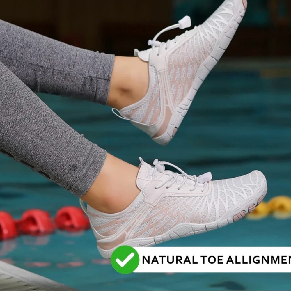 Women's Stylish White Athletic Shoes